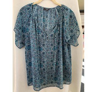 blue patterned blouse
